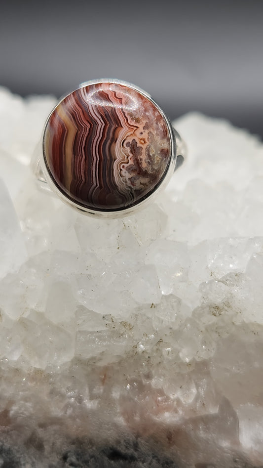 Sterling Silver Seam Agate  ring (size 8)