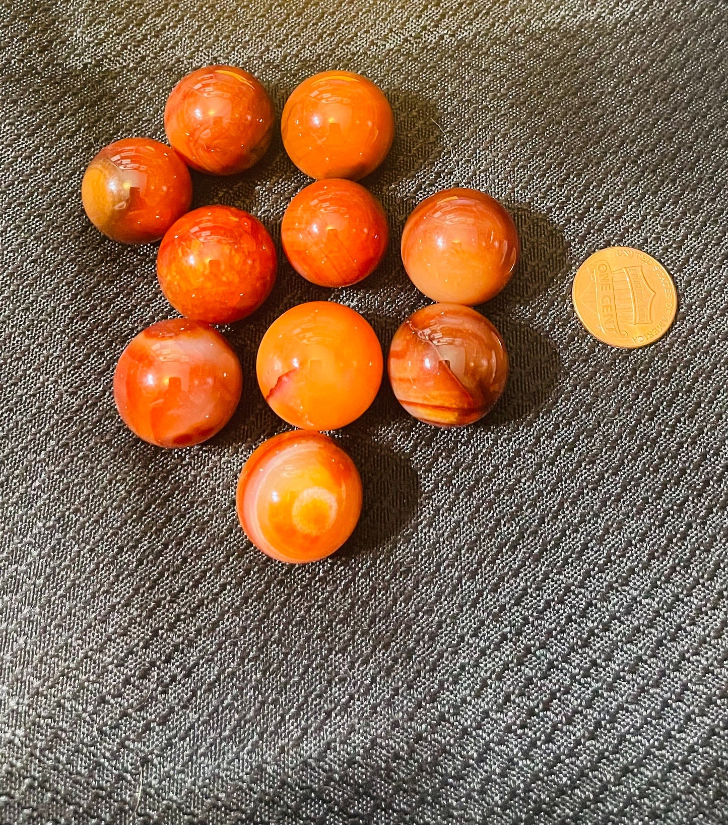 Carnelian mini spheres (medium)