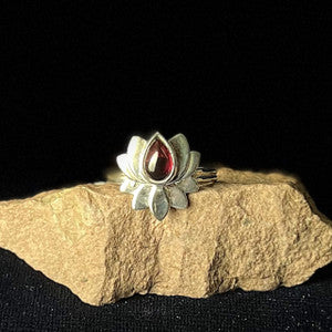 Sterling Garnet Lotus Ring (size 6)