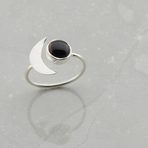 Sterling Silver Black onyx moon ring (size 10)