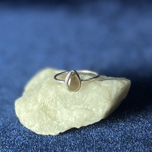 Sterling Silver Smokey Quartz Tear Drop ring (size 9)