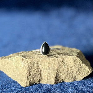 Sterling Silver Black Onyx ring (size 8)