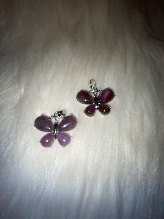 Silvertone butterfly charm (amethyst)