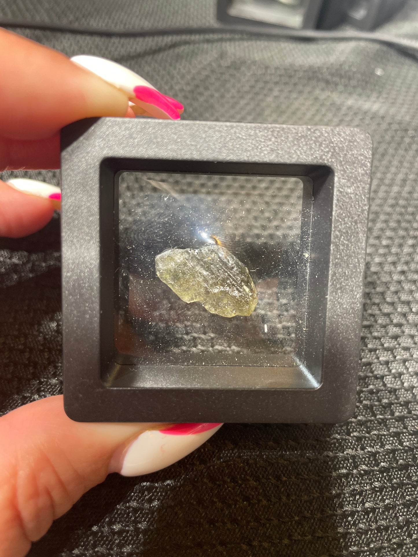 Moldavite (1.07g)