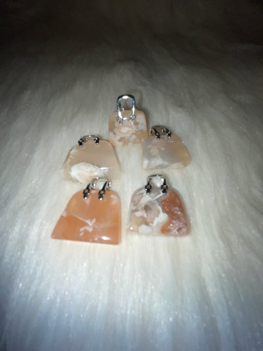 Flower agate handbag charms