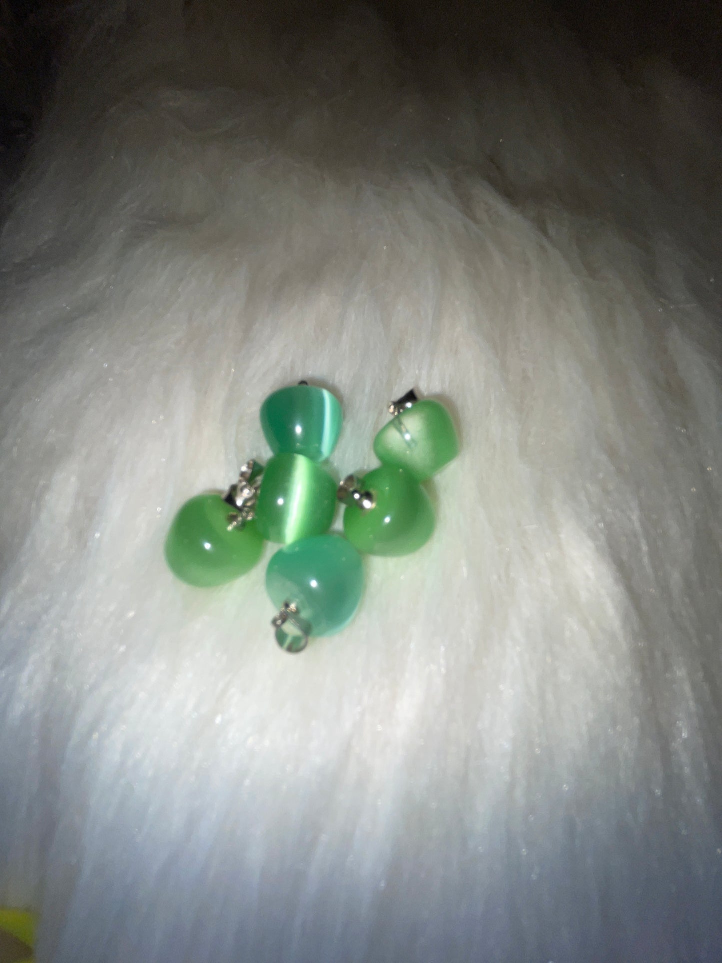 Light green cats eye apple charm (925)