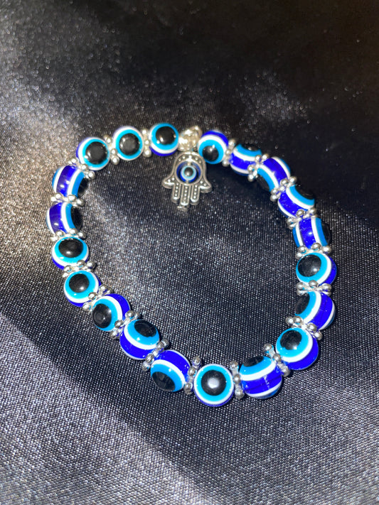 Evil eye bracelet with hamsa hand charm