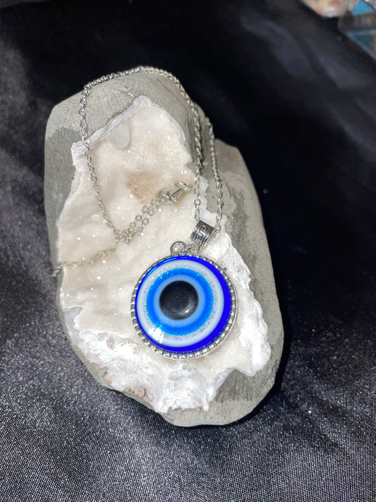 Evil eye  pendent (silver tone)