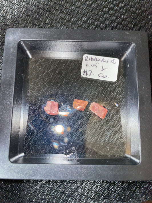 Rhodochrosite (raw)