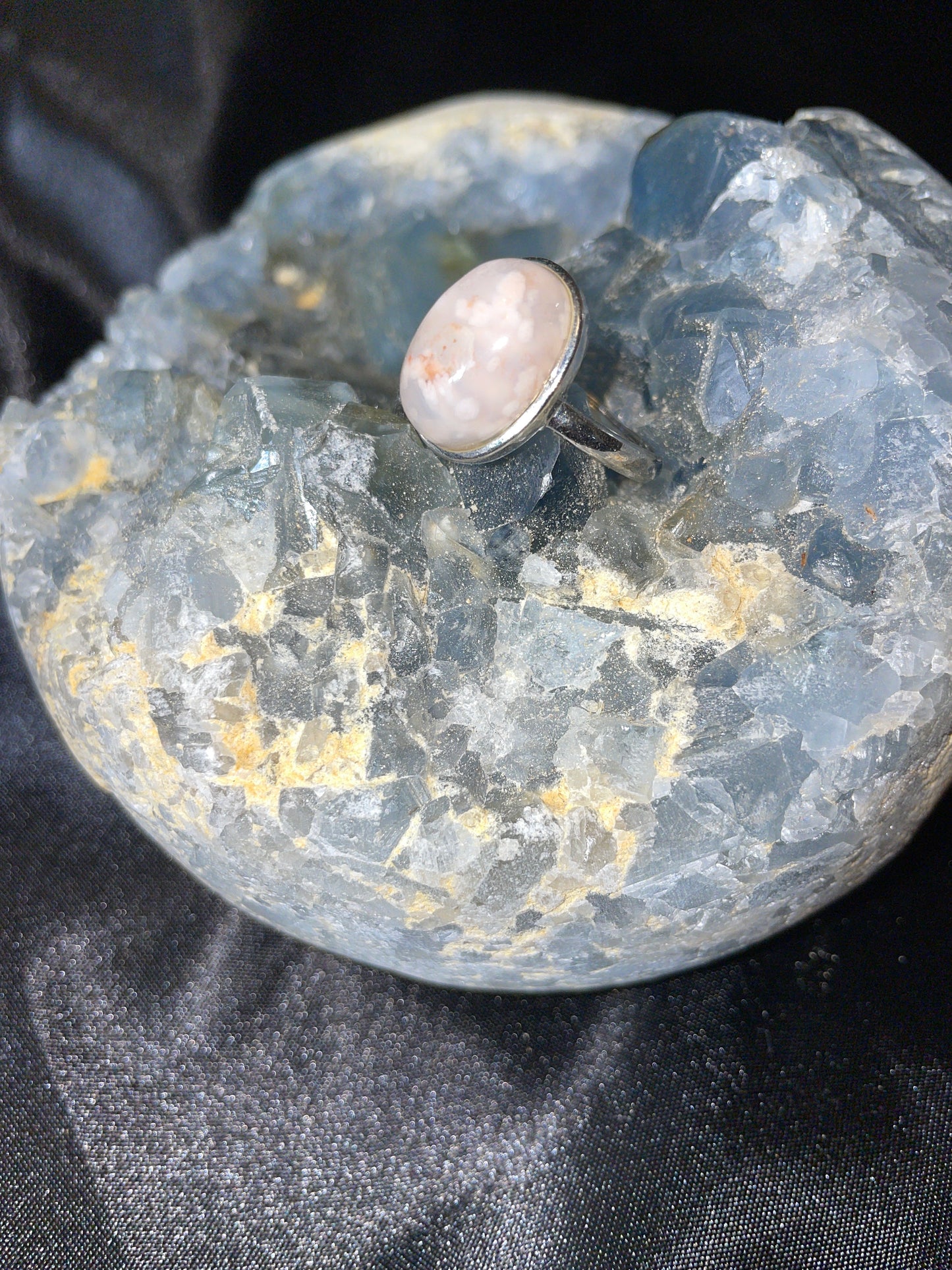 Flower agate adjustable ring