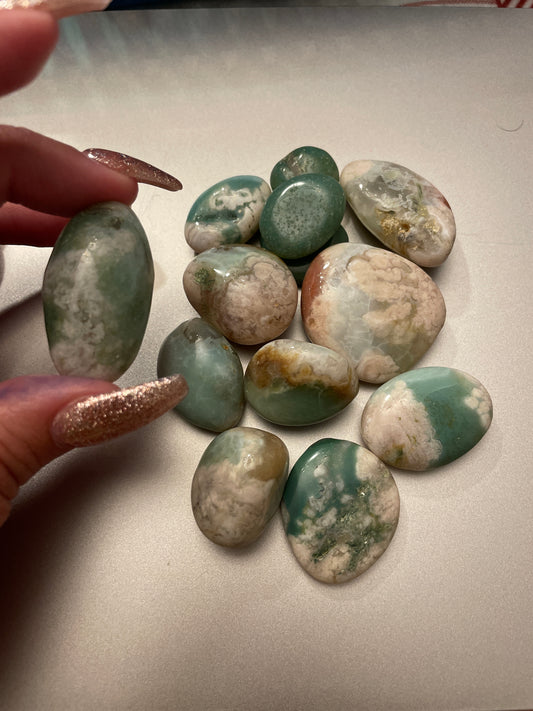 Green flower agate tumble