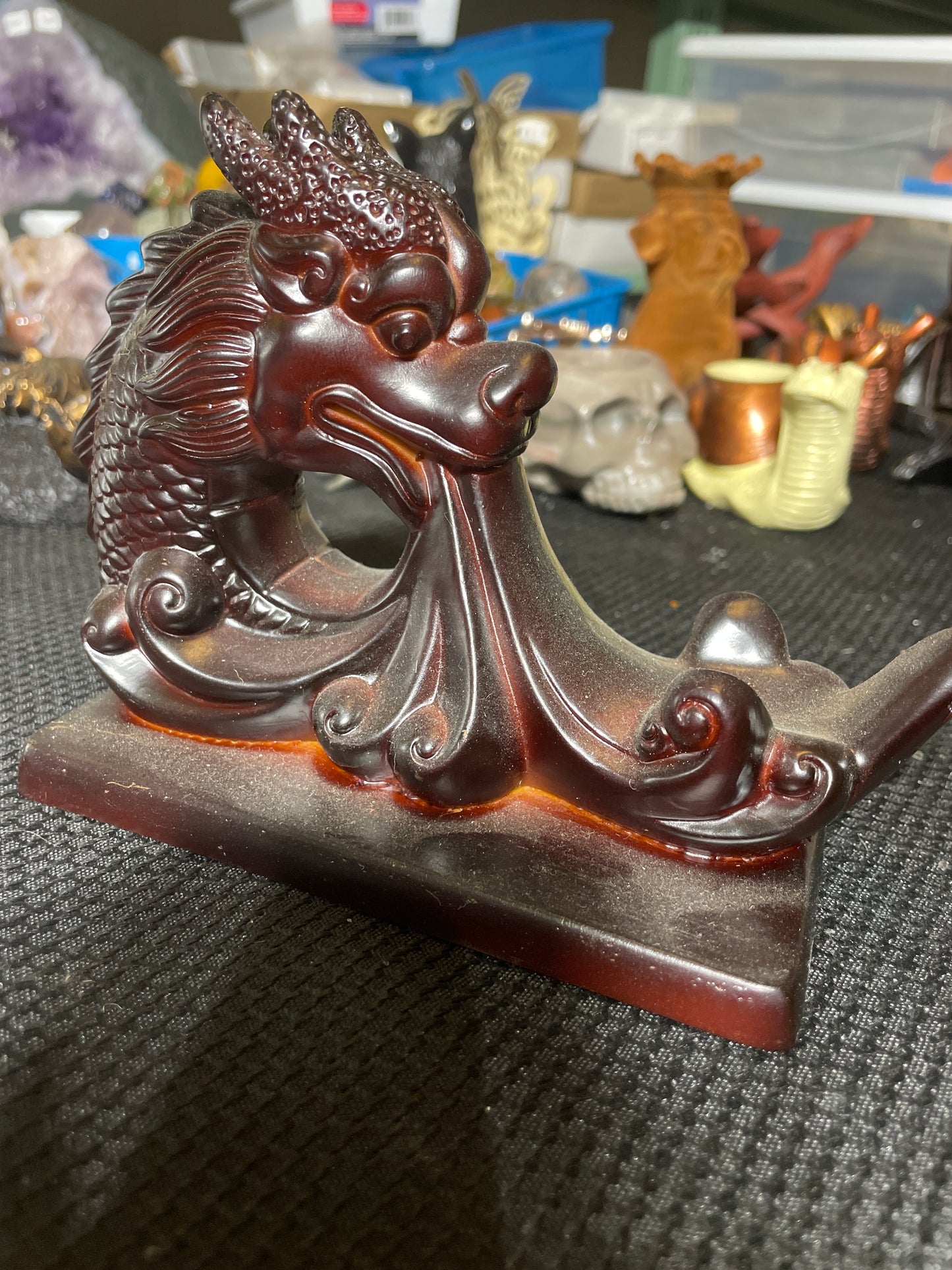 Brown dragon sphere holder