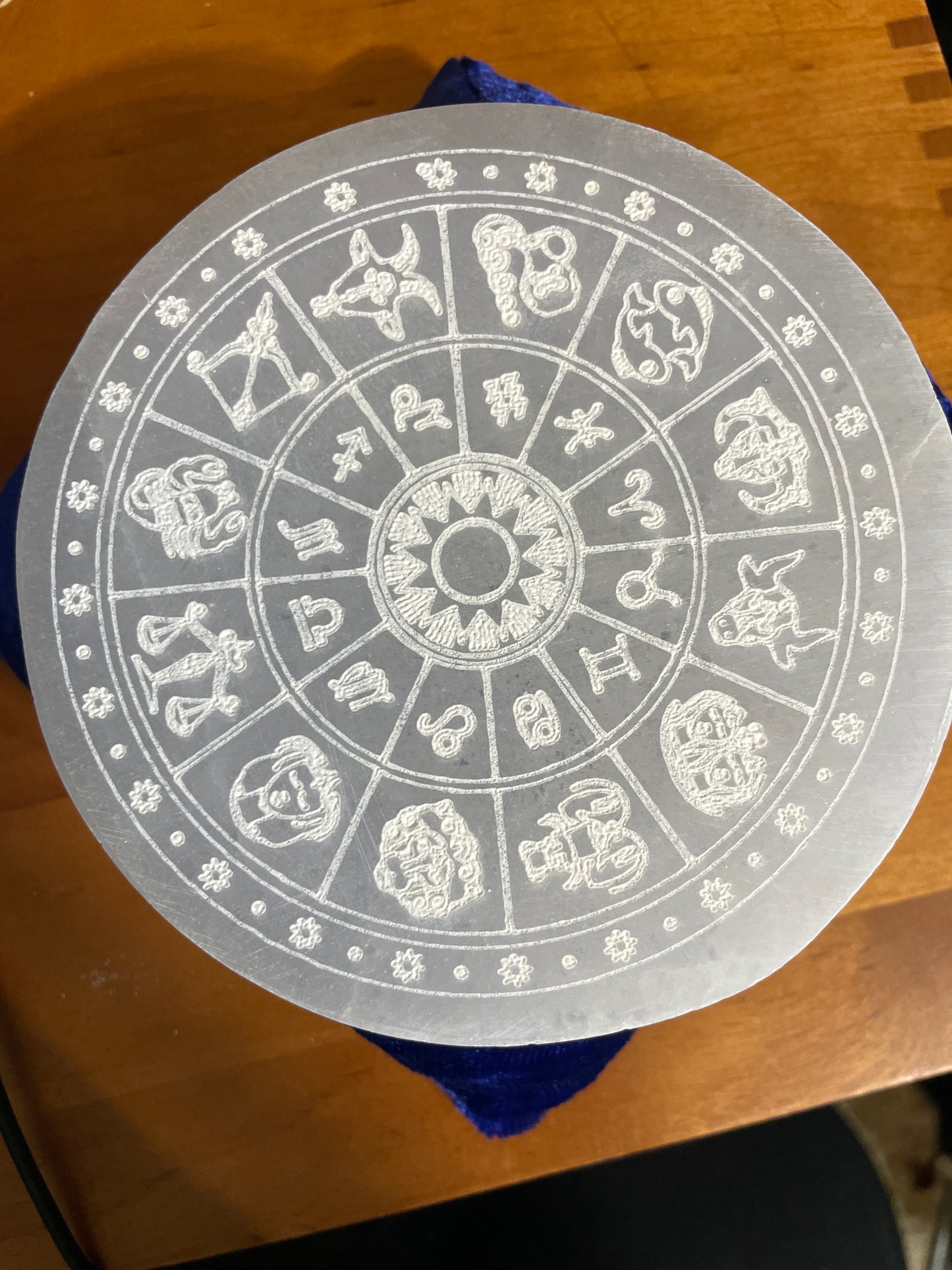 Selenite charging plate ( zodiac)